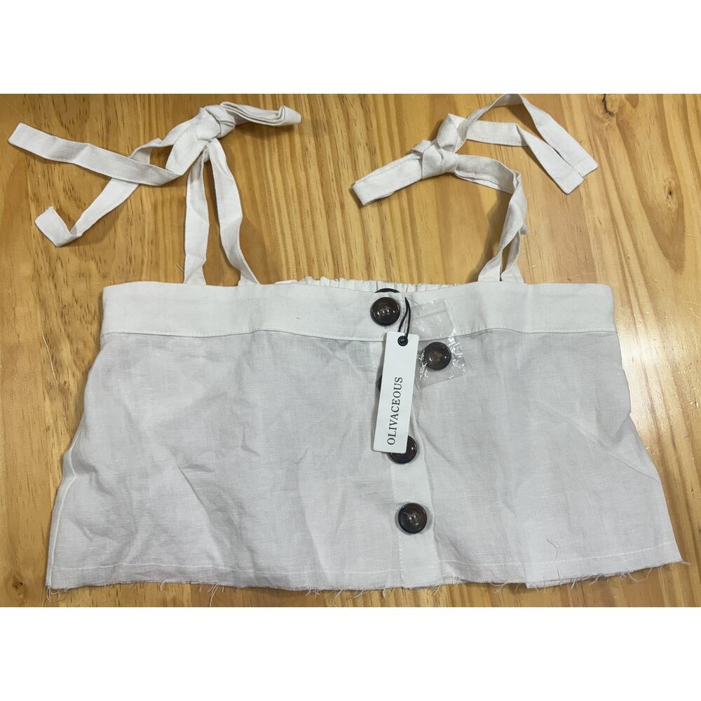 Olivaceous NWT White Button Front Raw Hem Sleeveless Crop Top Size‎ Small